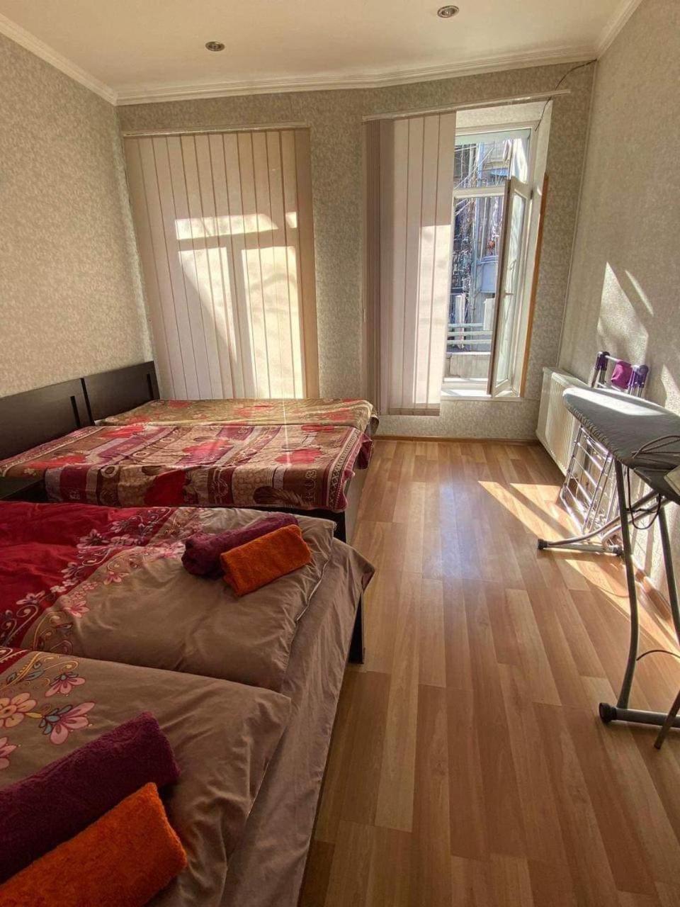 Nutsa's Apartment in old Tiflis Dış mekan fotoğraf